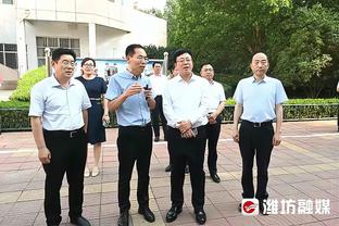 赫罗纳官方：与门将加扎尼加续约至2027年